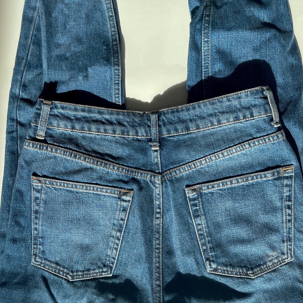 Topshop mom jeans size 28